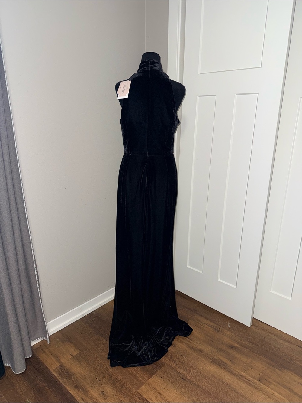 Sau Lee Ariana Gown in Black Velvet Size 8 - Picture 9 of 10